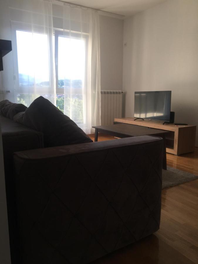 Cool Apartments With Free Parking Čačak Zewnętrze zdjęcie