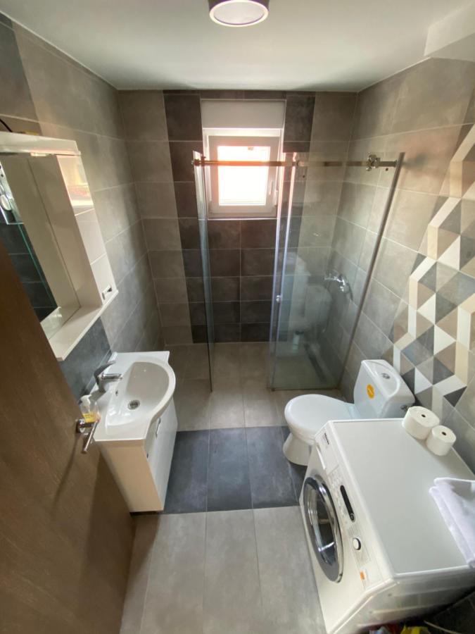 Cool Apartments With Free Parking Čačak Zewnętrze zdjęcie