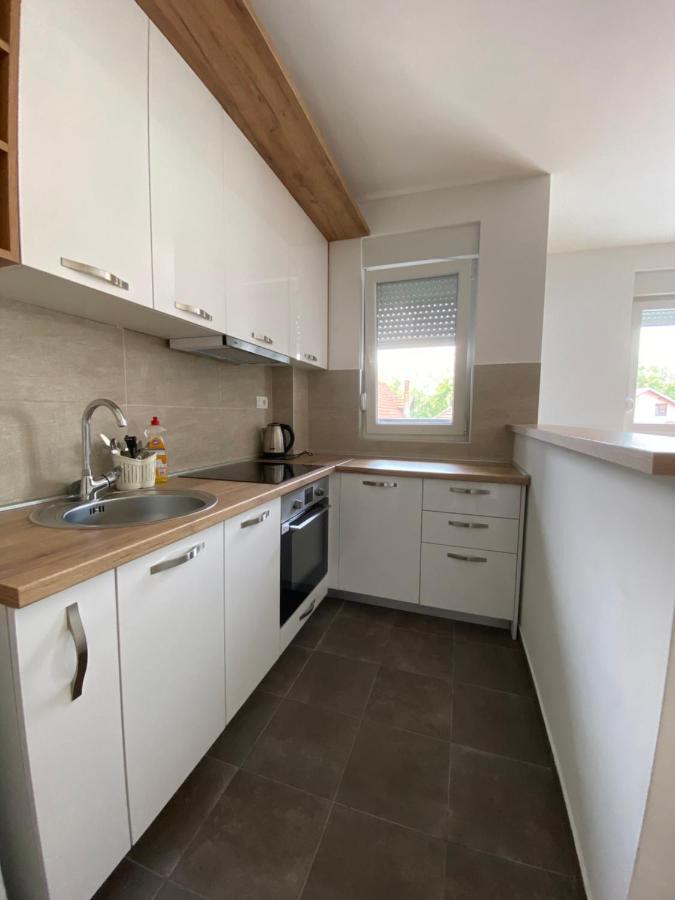 Cool Apartments With Free Parking Čačak Zewnętrze zdjęcie
