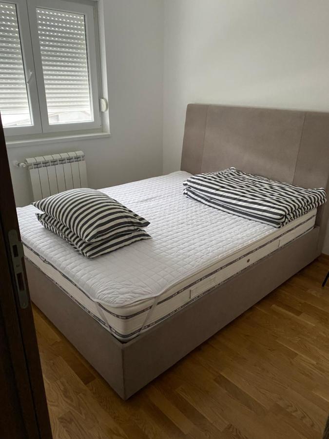 Cool Apartments With Free Parking Čačak Zewnętrze zdjęcie