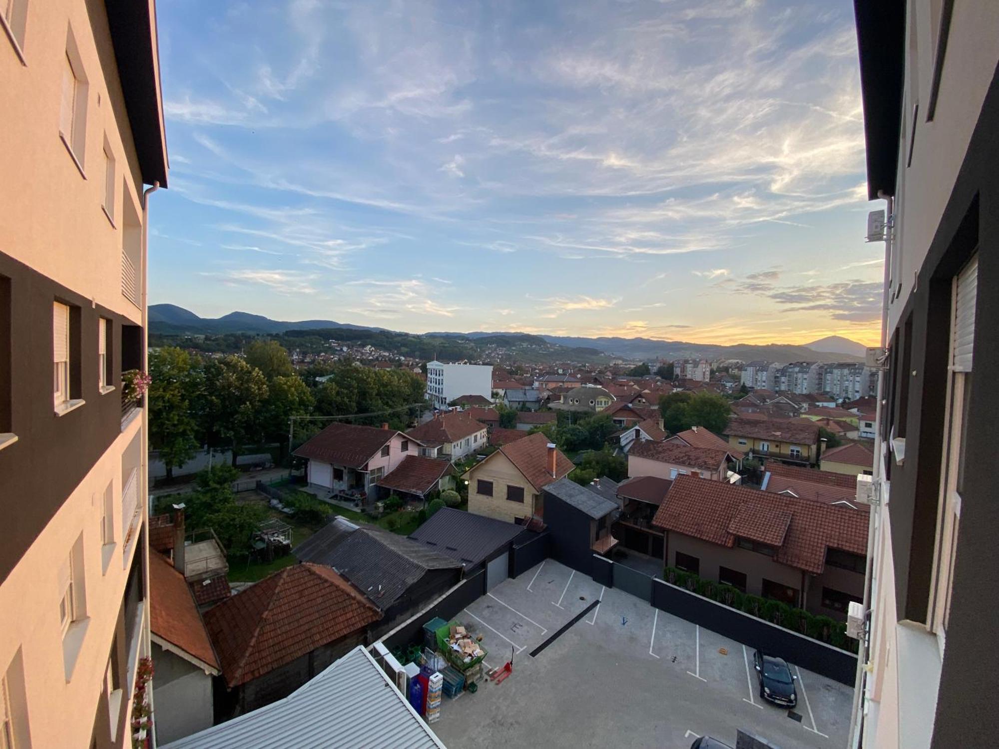 Cool Apartments With Free Parking Čačak Zewnętrze zdjęcie